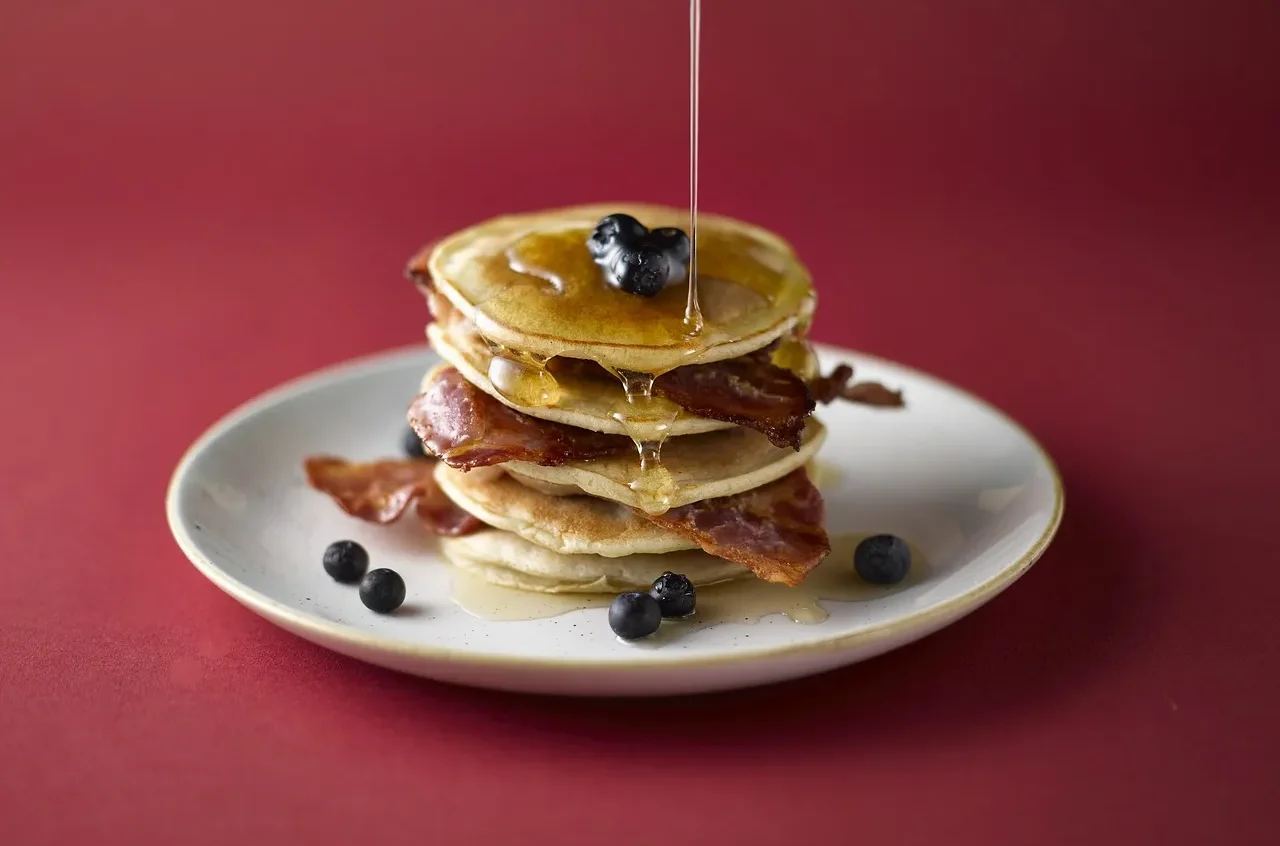 How to Make Classic American Pancakes